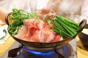 野菜価格高騰　鍋